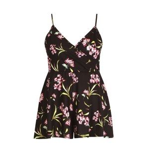 Boohoo Plus Floral Printed Flippy Romper Size 24